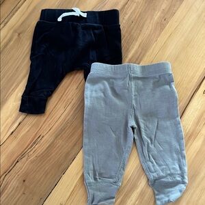Gerber Black and Gray Sweatpants Cozy Jogger Style